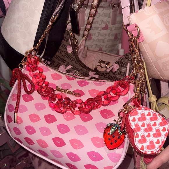 Juicy Couture Pink Lip-Print Shoulder Bag with matching wallet - Picture 7 of 7